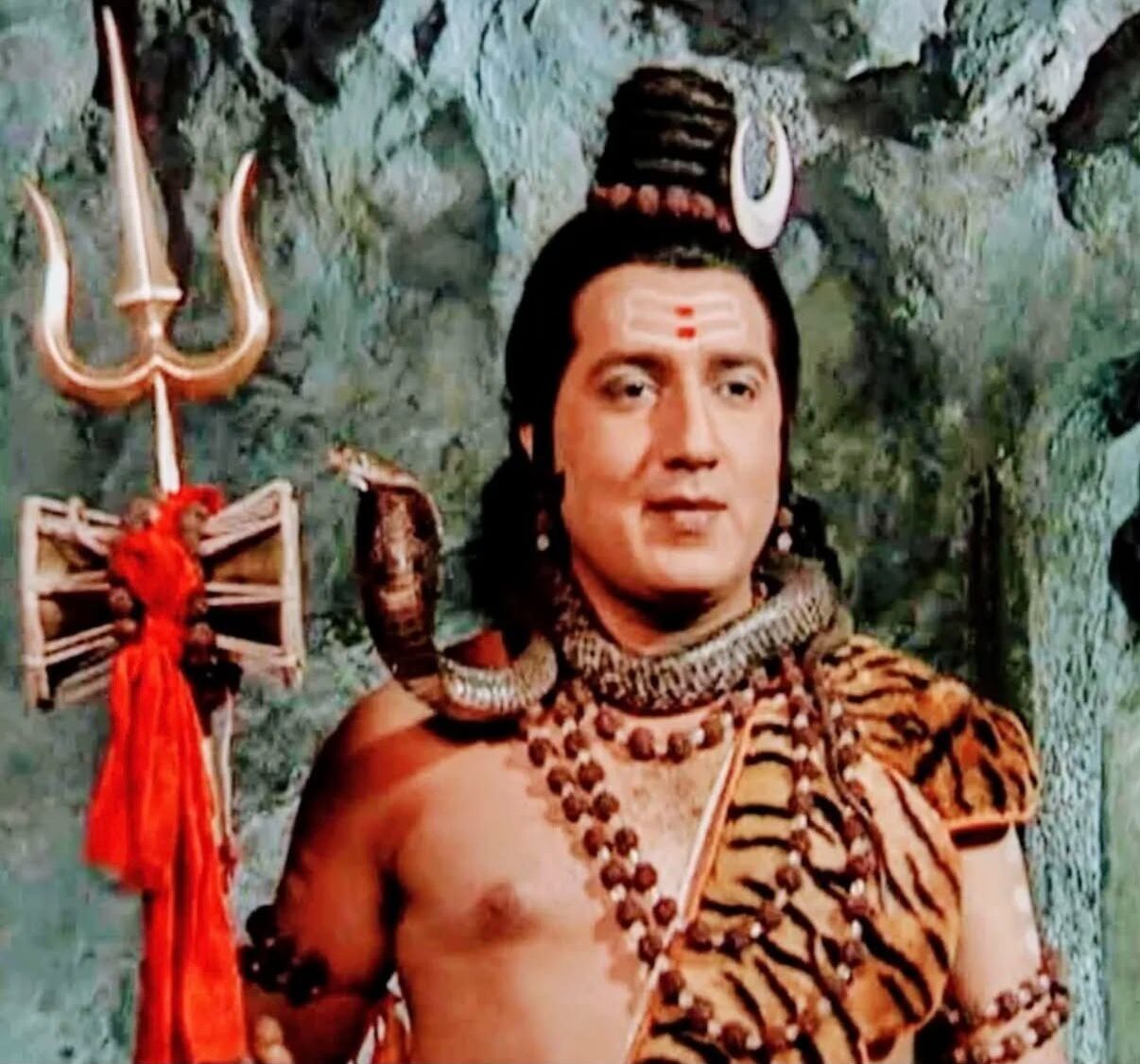 Adarsh i2